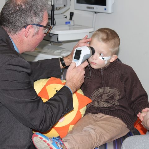 Eye scanner to potentially diagnose autism being trialled