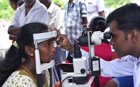 Robyn’s vision to help provide eye care in Sri Lanka