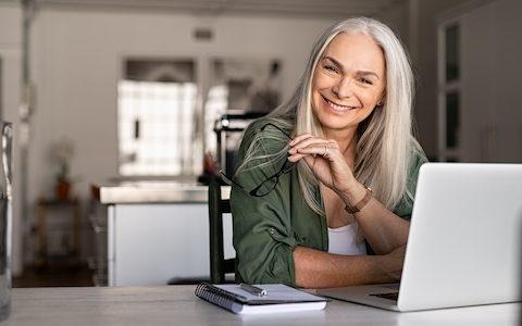 Refer patients to Eye Connect, MDFA’s support service for Australians living with AMD
