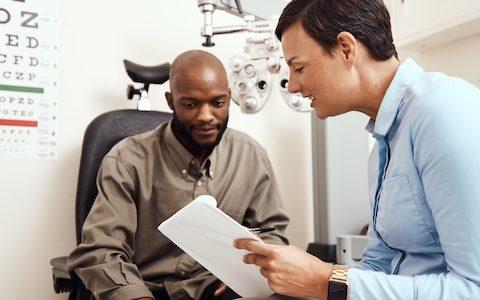 Expanding optometrists’ prescribing rights could save Australia millions, new report finds