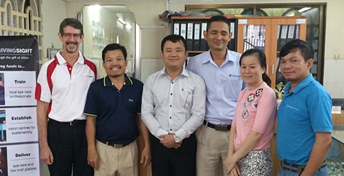 Stephen Langshaw, Phnom Penh clinic staff - online